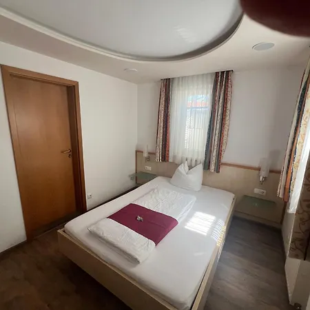 Garni St.georg Gæstehus 3*